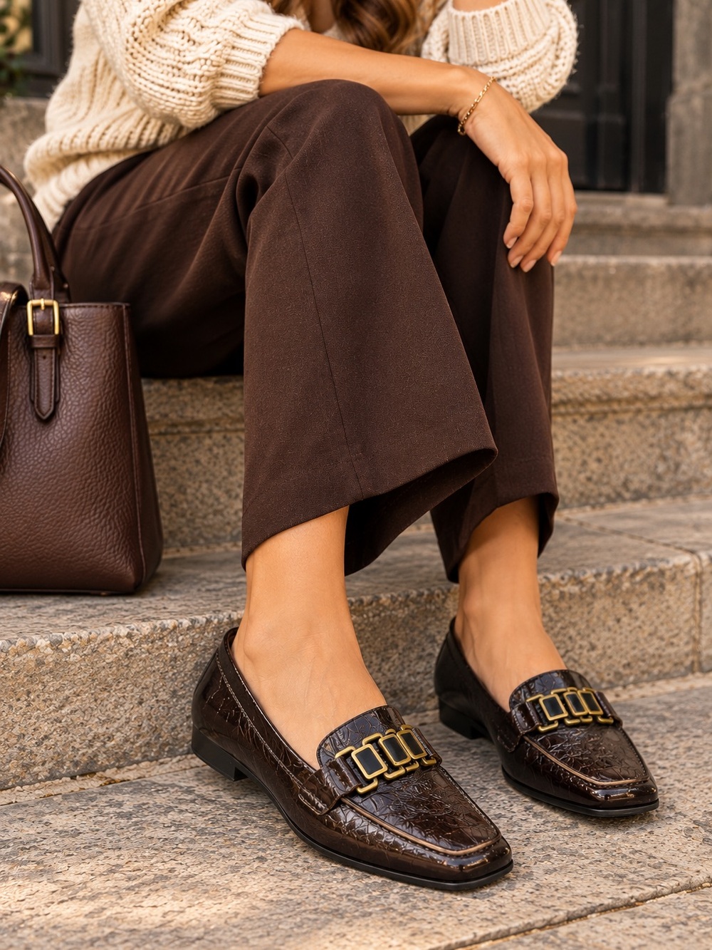 Crinkle Patent Loafers 8.5M Brown Square Toe Brass Hardware Naturalizer